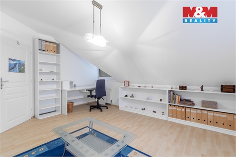 Prodej rodinného domu, 265 m² 12