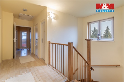 Prodej rodinného domu, 265 m² - 12