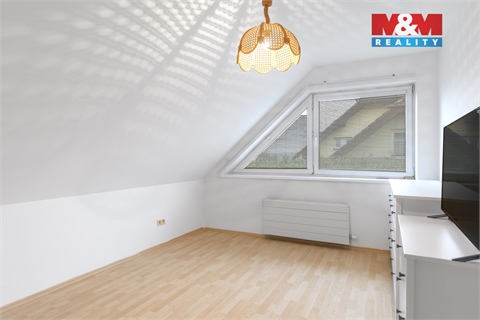 Prodej rodinného domu, 265 m² - 2