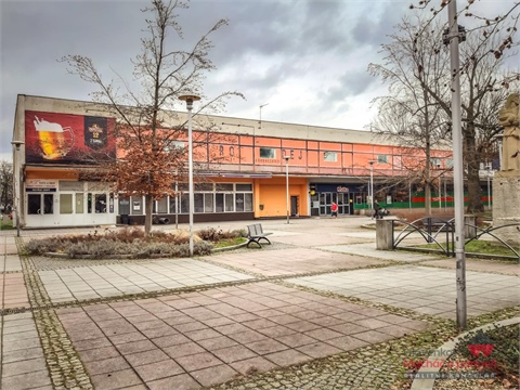 Pronájem komerčního objektu, 1 120 m² 0