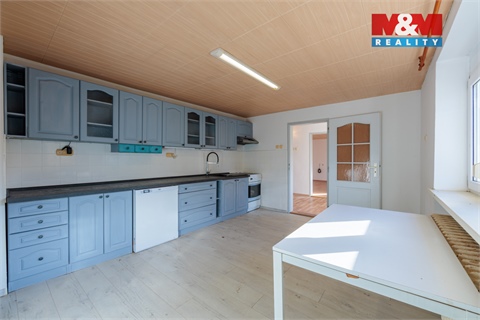 Prodej rodinného domu, 292 m² 6