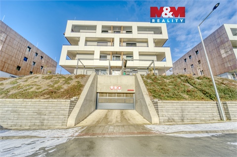 Prodej parkovacího místa, 15 m² 0