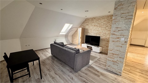 Pronájem bytu 2+1, 81 m² - 4