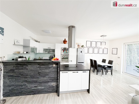 Pronájem rodinného domu, 180 m² - 2