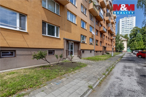 Pronájem bytu 3+1, 74 m² 12