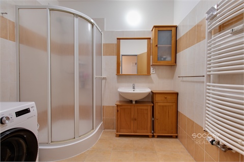 Pronájem bytu 1kk, 59 m² 12