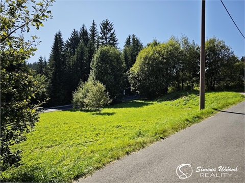 Prodej stavebního pozemku, 1 528 m² 4