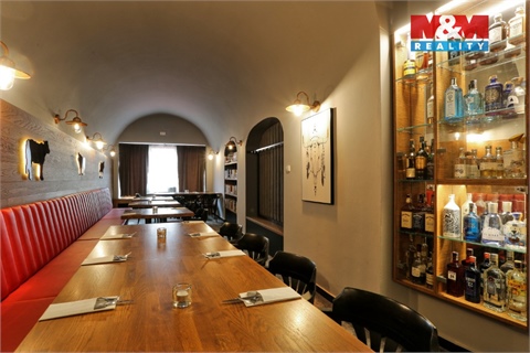 Prodej obchodních prostor, 890 m² 12