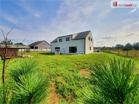 Prodej rodinného domu, 113 m² 2