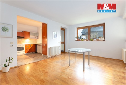 Prodej rodinného domu, 330 m² 6