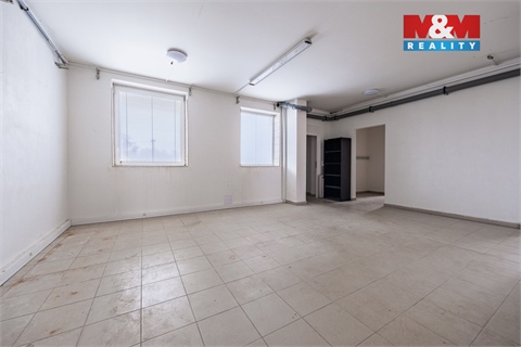 Prodej obchodních prostor, 326 m² 12