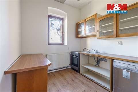 Prodej rodinného domu, 518 m² 12