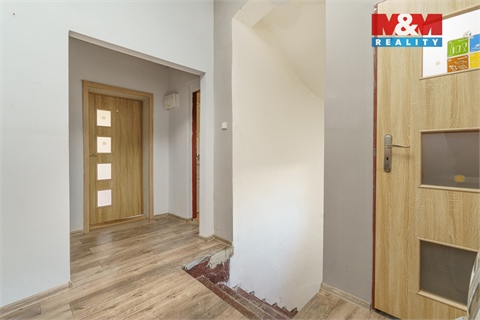 Prodej rodinného domu, 518 m² - 24