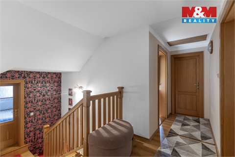 Prodej rodinného domu, 240 m² 14