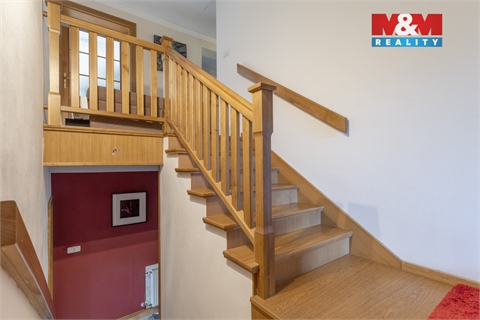 Prodej rodinného domu, 240 m² 16