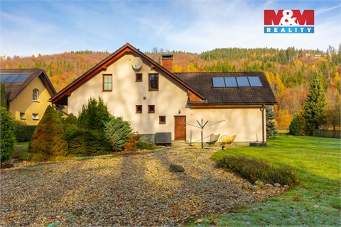 Prodej rodinného domu, 240 m² - 2