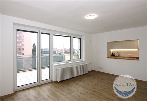 Pronájem bytu 2+1, 70 m² 0