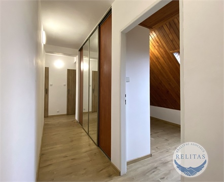 Pronájem bytu 2+1, 70 m² - 2