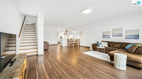 Prodej rodinného domu, 270 m² - 8