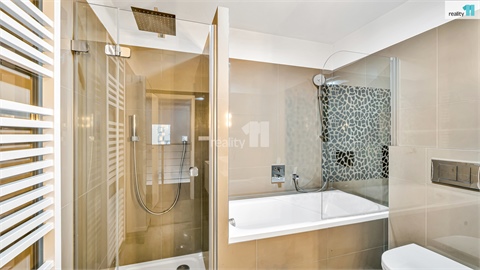 Prodej rodinného domu, 270 m² 20