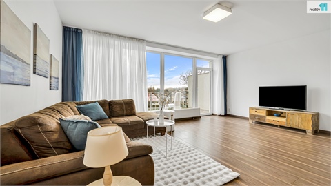 Prodej rodinného domu, 270 m² - 10