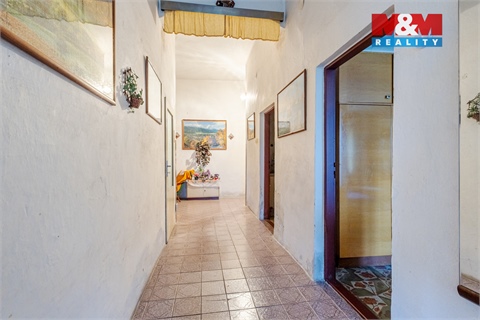 Prodej rodinného domu, 253 m² 12