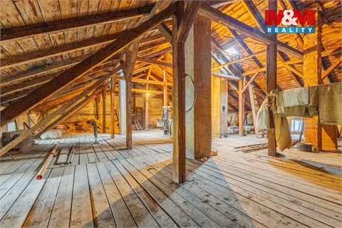 Prodej rodinného domu, 311 m² - 14