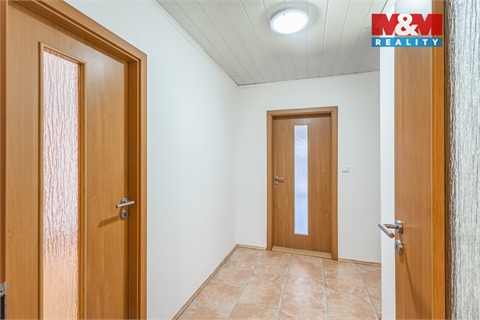 Prodej rodinného domu, 210 m² 6