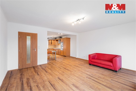 Prodej rodinného domu, 210 m² 2