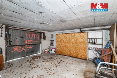 Prodej rodinného domu, 210 m² - 24