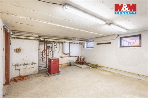 Prodej rodinného domu, 210 m² 24