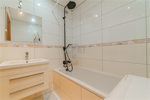 Pronájem bytu 3kk, 61 m² - 12