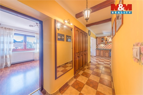 Prodej rodinného domu, 280 m² - 4