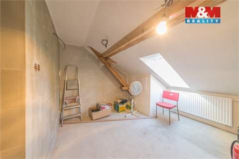 Prodej rodinného domu, 280 m² 12