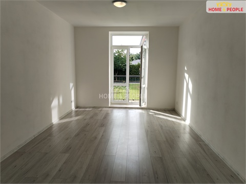 Pronájem bytu 1kk, 37 m² 2