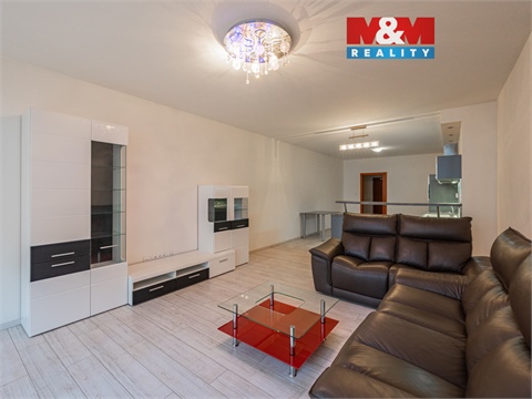 Prodej bytu 4kk, 134 m² - 0