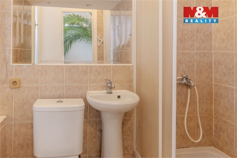 Prodej rodinného domu, 300 m² 14