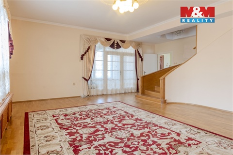 Prodej rodinného domu, 300 m² 4