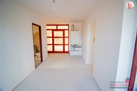 Prodej obchodních prostor, 210 m² - 8