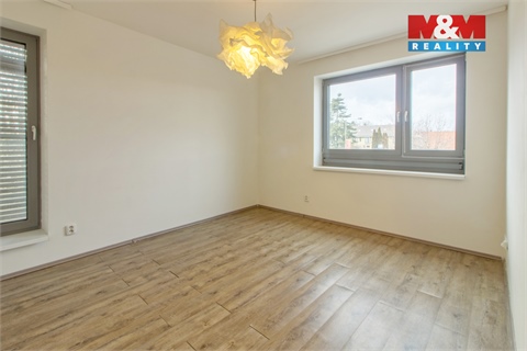 Pronájem bytu 3kk, 99 m² - 10
