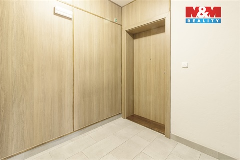 Pronájem bytu 3kk, 99 m² - 18