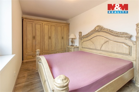 Pronájem bytu 3kk, 99 m² 14