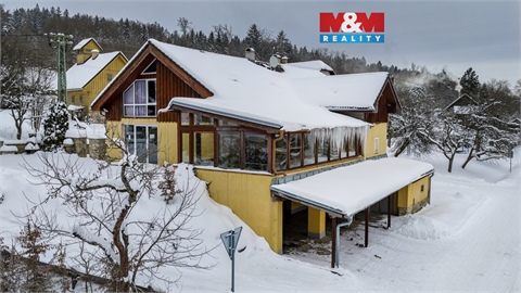 Prodej rodinného domu, 368 m² 0