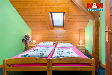 Prodej rodinného domu, 368 m² 12