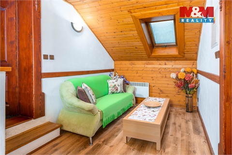 Prodej rodinného domu, 368 m² - 6