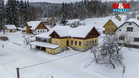 Prodej rodinného domu, 368 m² 16