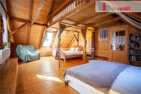 Prodej rodinného domu, 272 m² - 10