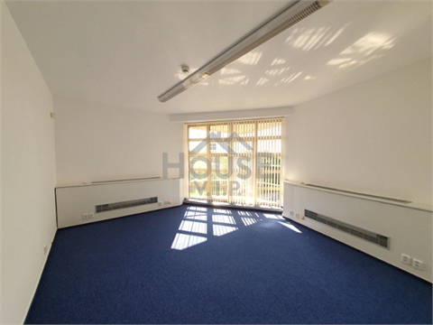 Pronájem kanceláře, 65 m² 0