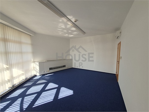 Pronájem kanceláře, 65 m² 4