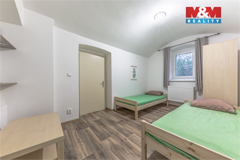 Prodej rodinného domu, 285 m² - 8